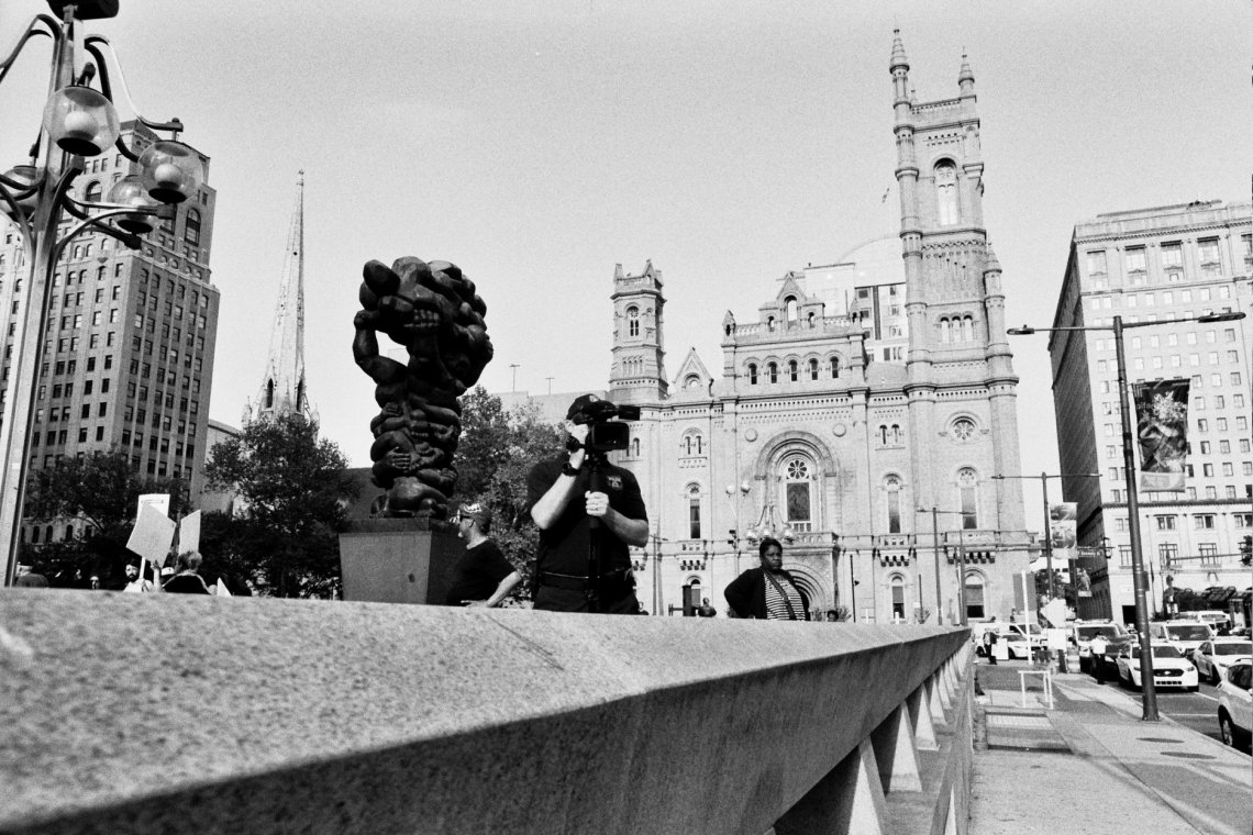 33133683_10155605847026868_3753133536404570112_o